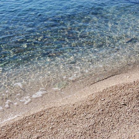 Studio Apartment For 2 Adults And 1 Child Makarska Kültér fotó