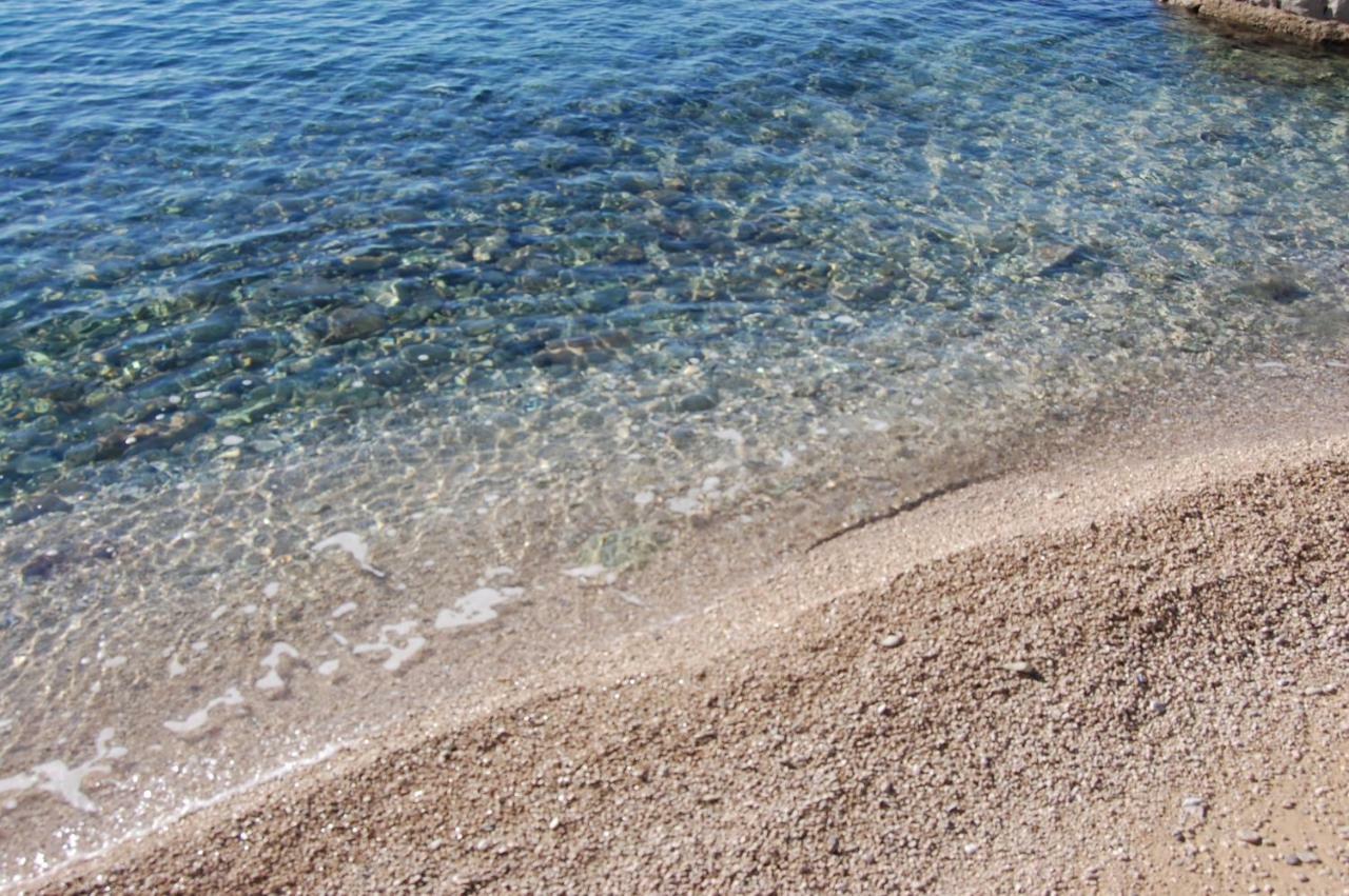 Studio Apartment For 2 Adults And 1 Child Makarska Kültér fotó